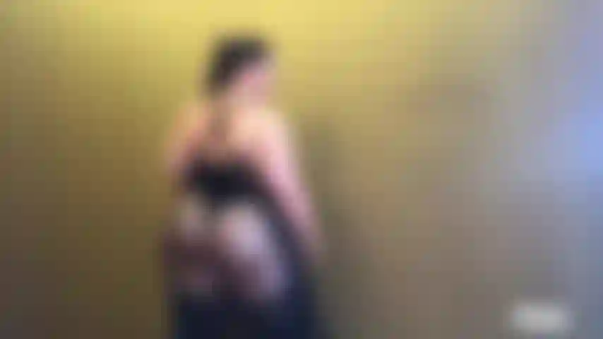 Provocação de roupa nova e jogo de buceta - eu adoro mostrar meu corpo para você, te deixar duro e lentamente tirar minhas roupas só para fazer você gozar duro! Olha eu te provocando com minha roupa nova, mostrando minha bunda a.