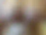 Primeiro eu começo com uma provocação, uma conversa suja, te deixo no clima depois eu tiro meu body sexy e coloco um pouco de óleo nos meus peitos, você adora me ter cavalgando e brincando com minha buceta enquanto você assistir.