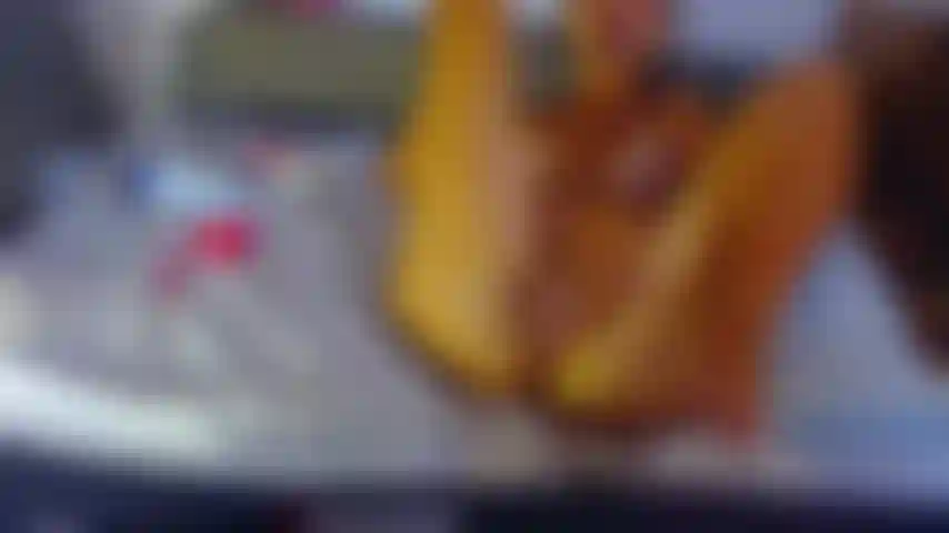 Bucetinha branca creme.