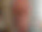 Tomando banho em meu corpo nu e cheio de curvas.