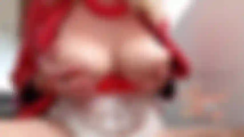 Meu deus de novo um vídeo quente! Madura fode sua bunda grande com um vibrador no estilo cachorrinho e depois.... #Eu goldenshower #fluidos #esportes aquáticos.