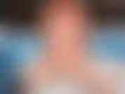 Safada brincando de sinuca, gostosa no sol. Brincando com meu corpo nu e minha bucetinha. Dedilhação anal e vibrador andando na piscina. Gostosa!