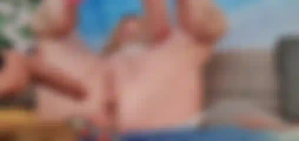 Esticando aquela bunda madura e apertada com a máquina de foder: fodi pra caralho!