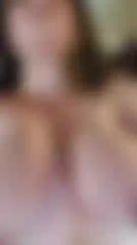 Meus peitos de todos os ângulos.