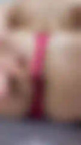 Brinque duro com minha bunda grande.