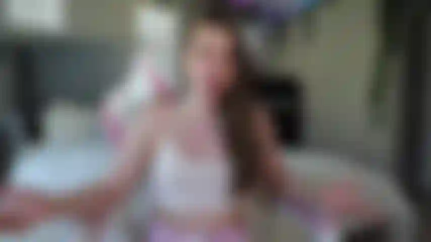 Uma vagabunda destruidora de lares.