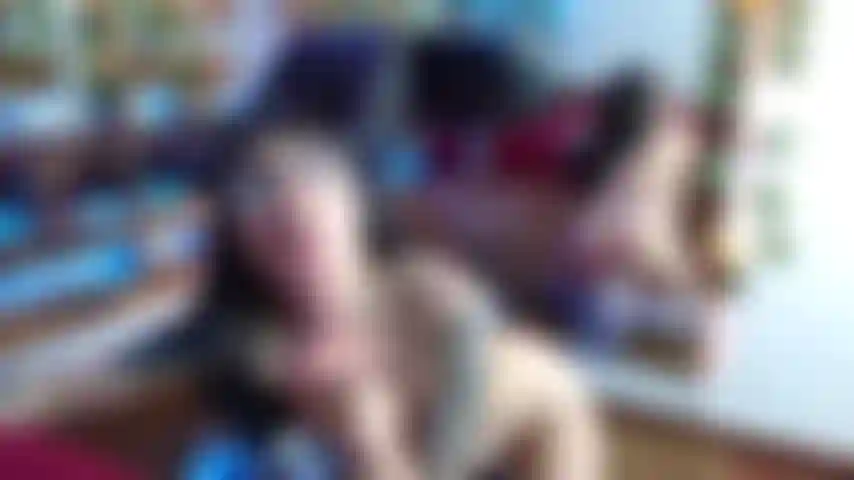 Eu adoro saborear sua rola tão gostoso, você sente minha língua?