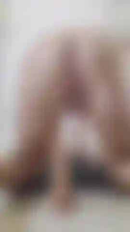 Ação safada de dp✨ meu plug rosa no meu cu, e meu dildo favorito esticando minha buceta apertada em pov!