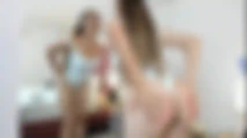 Meu corpo está excitado e ele está pronto para ser fodido.