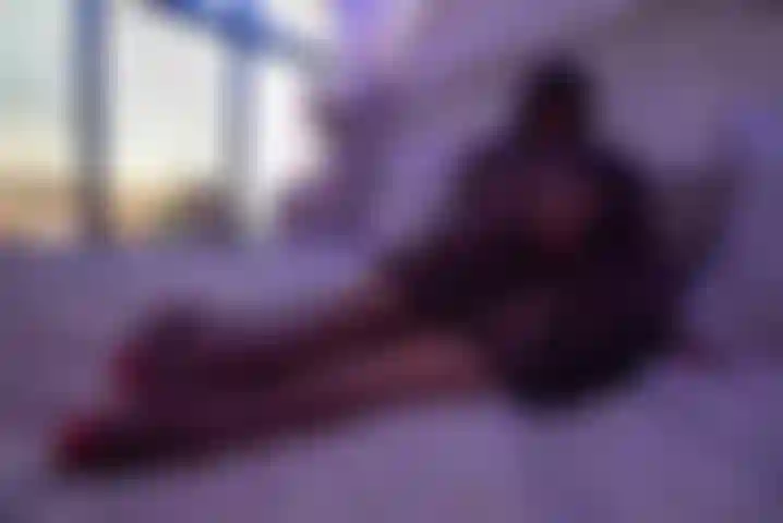 Dominação asmr: comando da sua amante.