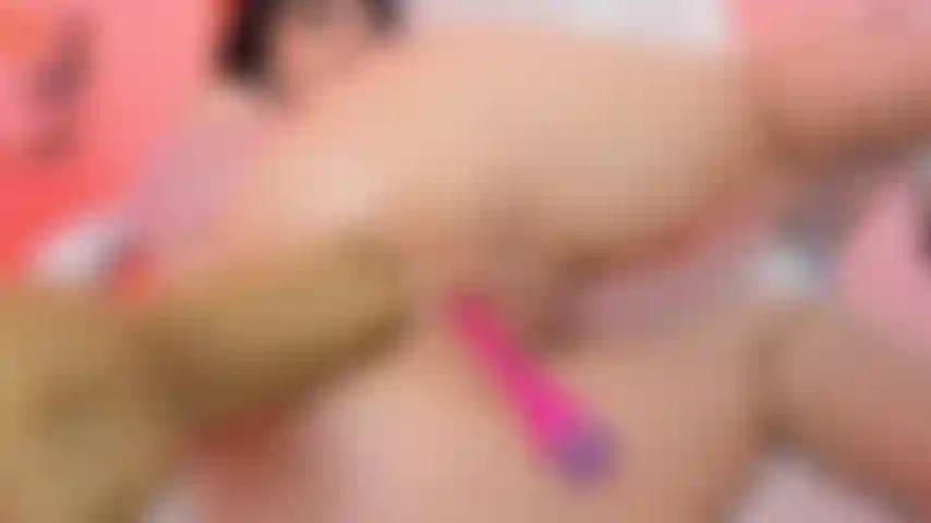 SHOW ANAL BIG DILDO + GAPE