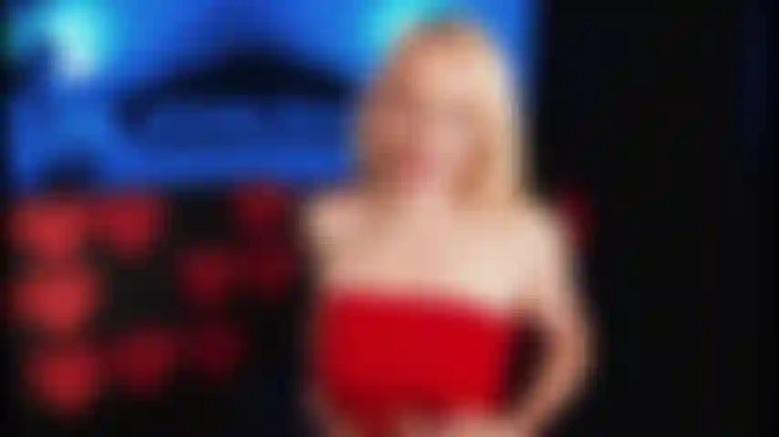 Eu te amo meu namorado, por favor goze na minha cara.