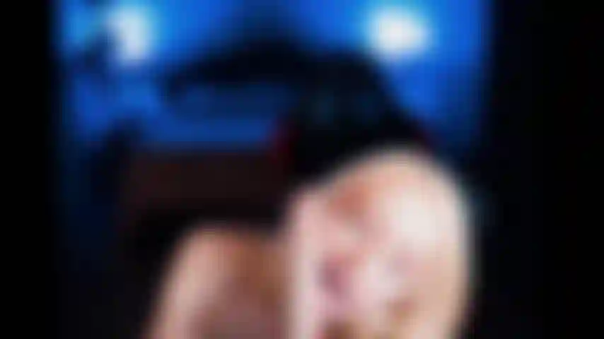 Bj, buceta e esguicho facial com vibrador.