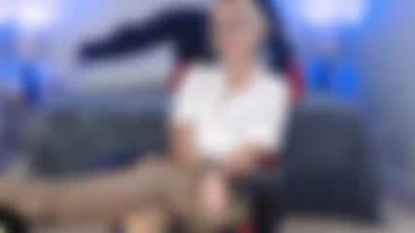 Secretária sacanagem! Alexa adora provocar você e dizer o quanto ela tem sido uma vadia no escritório, se masturba na sua frente e deixa você se masturbar com seus modos de vadia.