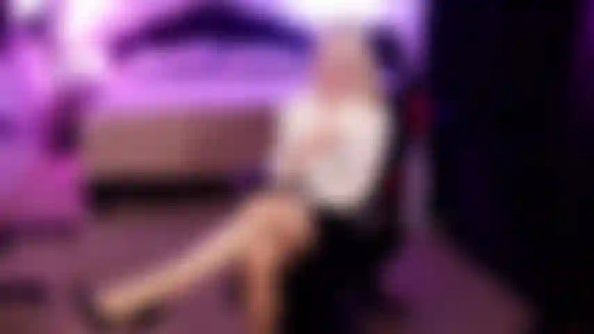 Secretária loira e burra.