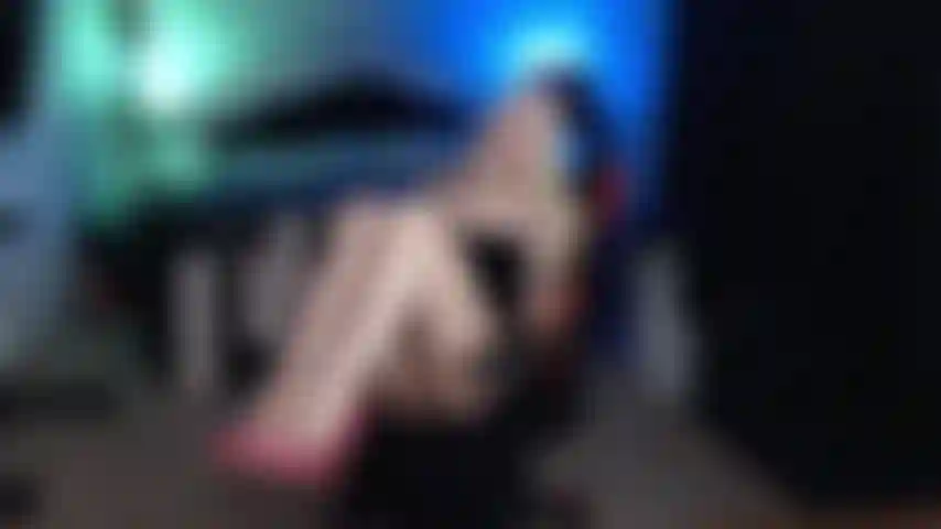 Salto rosa, pernas nuas foda.