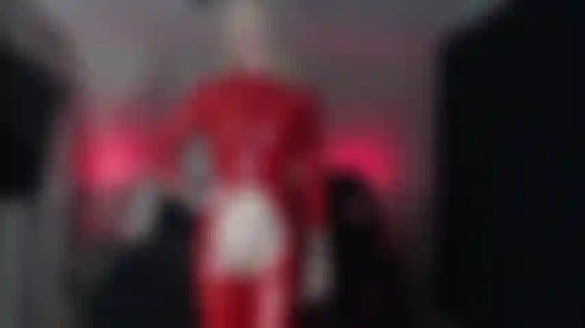 Imitadora de britney quer brincar!