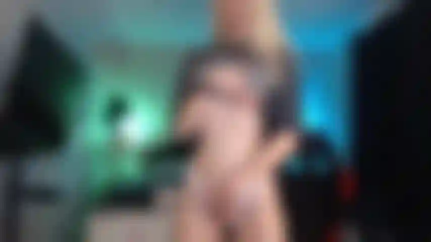 Abs flexionado, cintura fininha, aspirador de estômago.