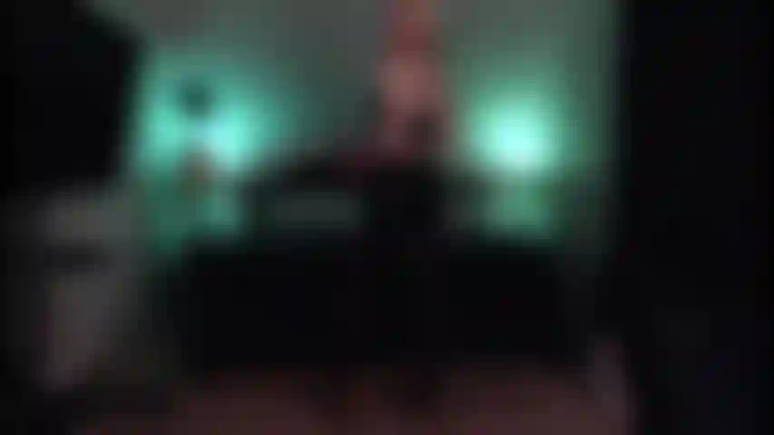 Sexo de sacanagem em pé rp.