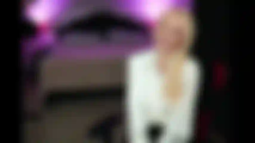 Teaser da madrasta do dia de ação de graças.