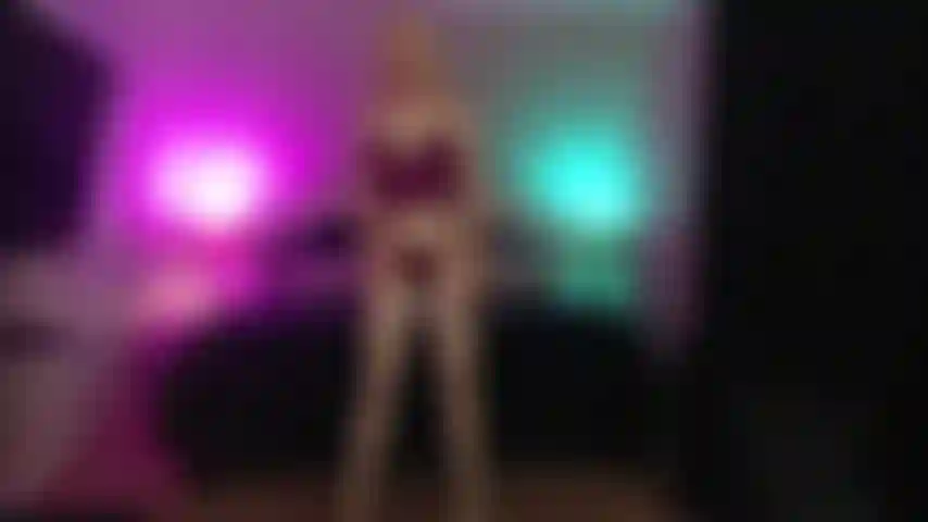 Roleplay cuckold - marido assistindo no armário.