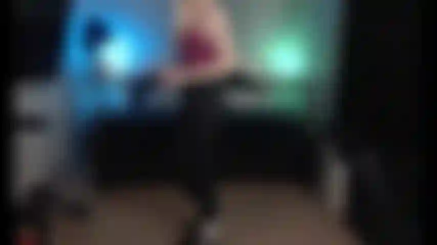 Fetiche por panturrilhas e meias felpudas.