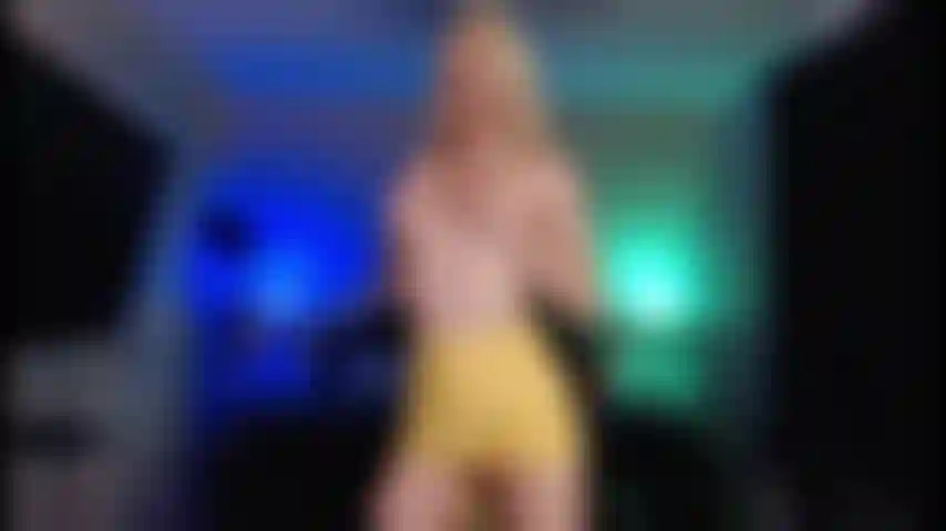 Gold show com cavalgada, gozada, joi e contagem regressiva.