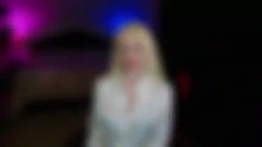 A vagabunda quer que você espere até o casamento.