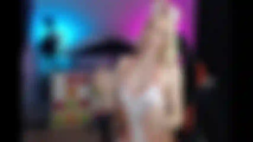 A enfermeira te fode com strapon e drs.