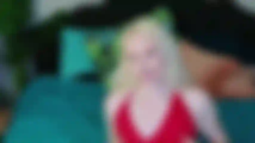 Madrasta facial com vibrador esguichando.