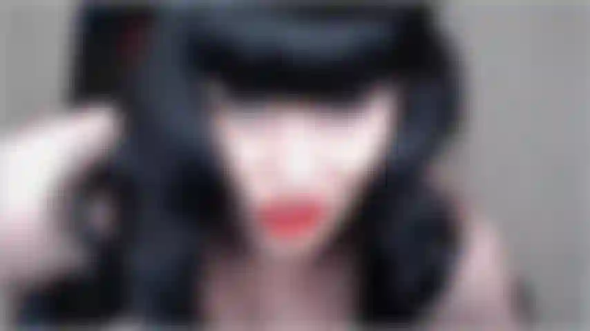 Senhorita desviante bunda é seu deus.