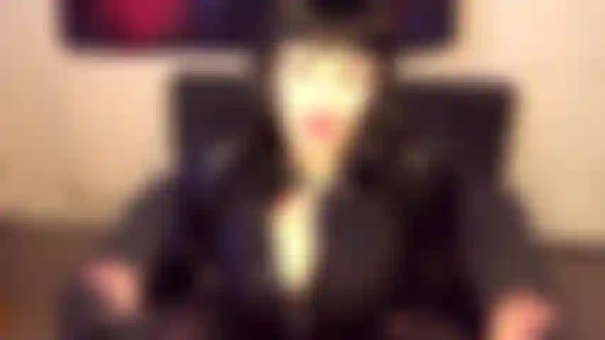 Traída no locktober.