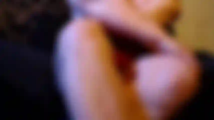 Acaricia minha buceta.