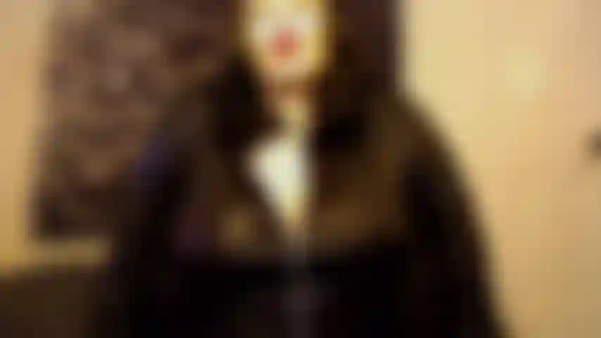 Idiotas crônicos estão bloqueados.