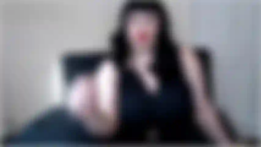 Quem tem sido um menino travesso então? Não estou praticando distanciamento social. Relaxando diante de uma pandemia global. Enfiando o pau onde não tem por que ficar enfiando. Bem, é hora de refrear isso!