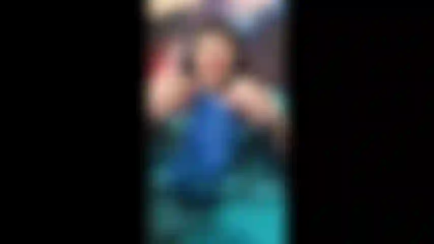 Intimamente examinada por médico desviante.