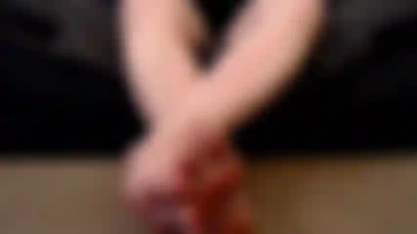 Viciada em suor nos pés.