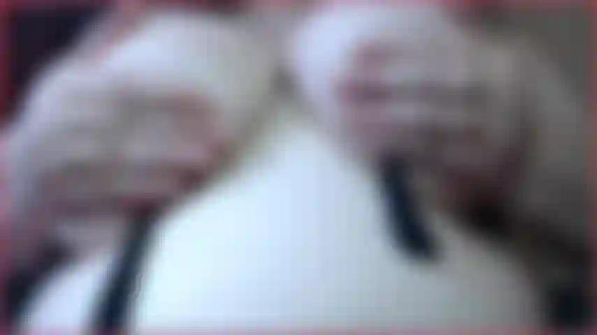 Titty borla provocante.