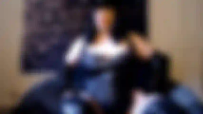 Barbeada, humilhada e possuída.