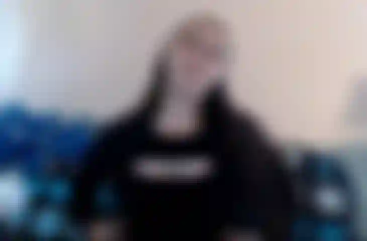 Vibe + major squirting stream soaking wet ðððð Naked pussy