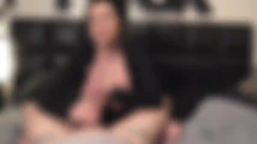 Usando um pau de verdade para acariciar, dou a você as instruções mais gostosas de masturbação com uma contagem regressiva de esperma no final para drenar essas bolas para mim.