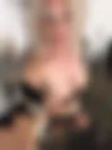 Posando para a câmera.