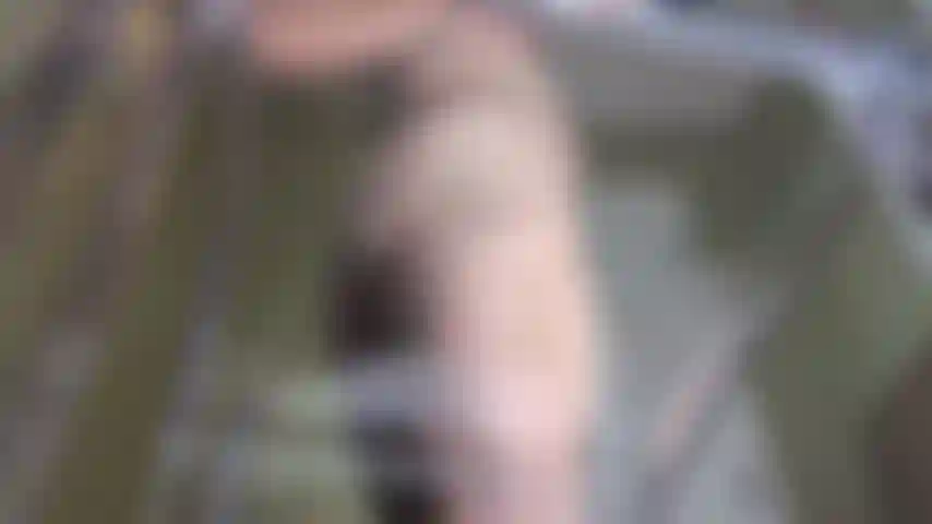 Um cuzinho oleado para adorar através desta cadeira, rs.