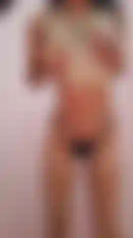 My body speaks for me... it moves with desire, while my hair brushes my skin ready for you.