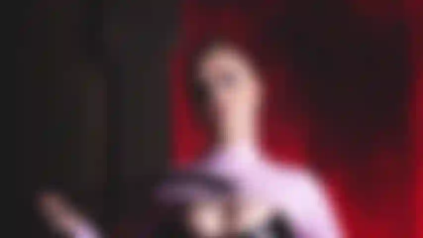 Fem dom fetiche vício em látex.