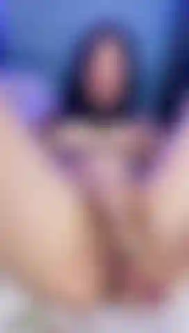 HOW NICE IT FEELS TO SATISFIED YOURSELF WITH YOUR FINGERS