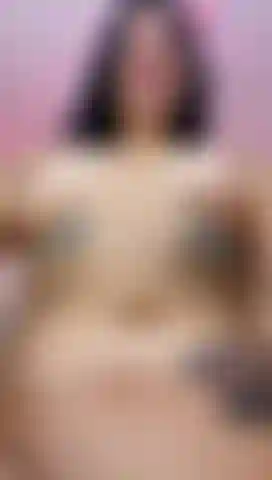 Brinco com saliva no meu corpo