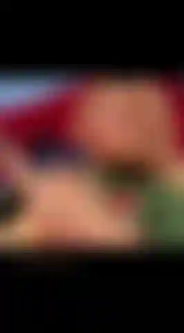 Continuo praticando ukulele.