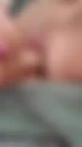 Diversão com dildo.