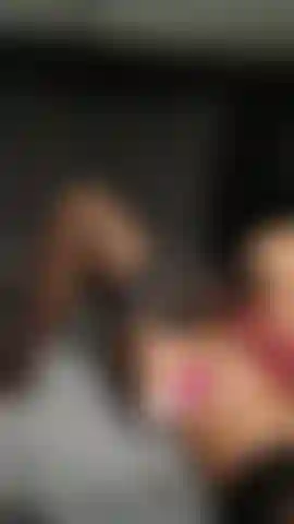 Veja-me esguichar usando um vibrador.